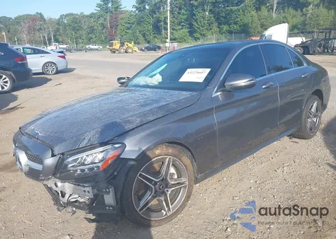 2021 Mercedes-Benz C 300 4Matic z USA, uszkodzony, nr VIN W1KWF8EB1MR651551